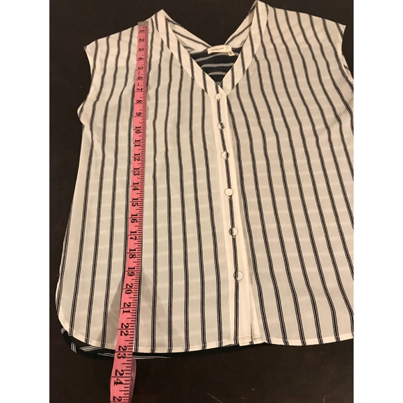 Anthropologie Meadow Rue Sleeveless Black/White Striped Blouse - Size XXS - Picture 6 of 9
